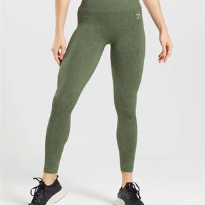 Gymshark Adapt Animal Seamless Leggings - Willow Green/Core Olive - size Small